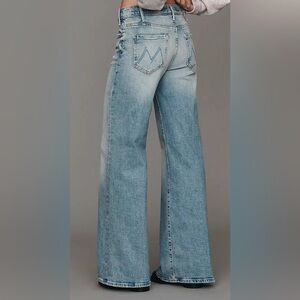 MOTHER “LIL HUSTLER ROLLER SNEAK”
WASH: I CONFESS *SIZE 27P
*NEW $268.00